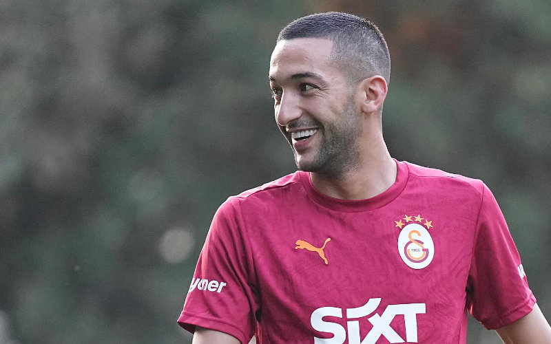 Hakim Ziyech Seeks Exit from Galatasaray, Eyes Middle East Move