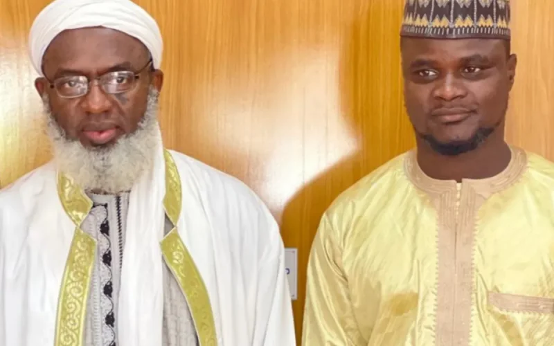 He takes his Moroccan wife to a famous religious figure to save their marriage… she never returns