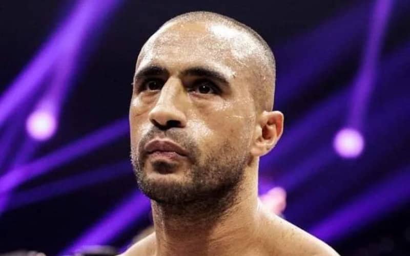 Heavyweight Clash: Badr Hari and Alistair Overeem Face Off in Glory Collision 4