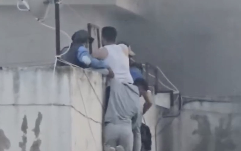 Heroic Youths Rescue Children from Burning Building in Morocco