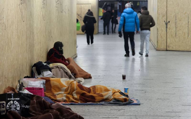 Homeless Deaths in Brussels Surge: Moroccan Migrants Among 762 Fatalities in 15 Years