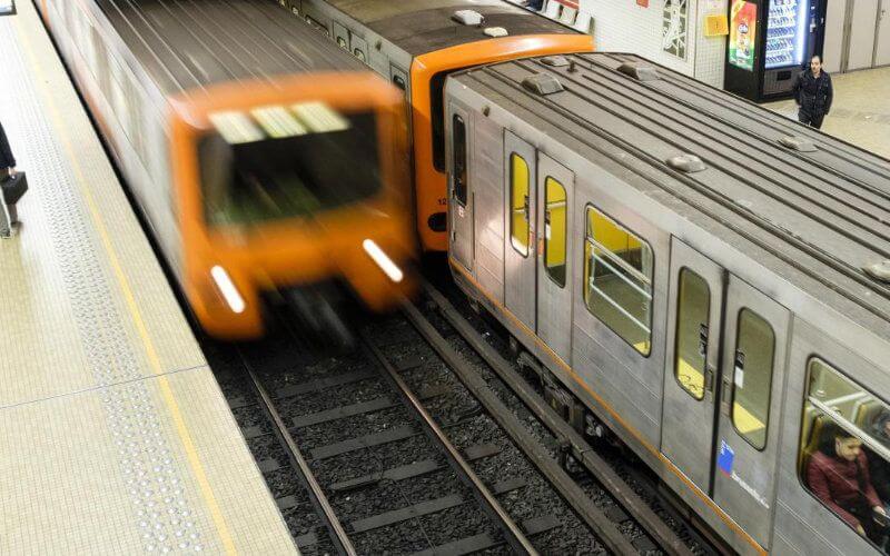 Homeless Woman Charged with Attempted Murder After Pushing Veiled Women onto Brussels Metro Tracks
