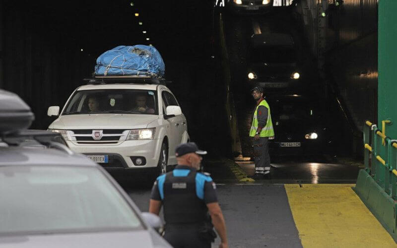 Hundreds of Migrants Enter Spanish Enclave Ceuta from Morocco, Overwhelming Border Guards