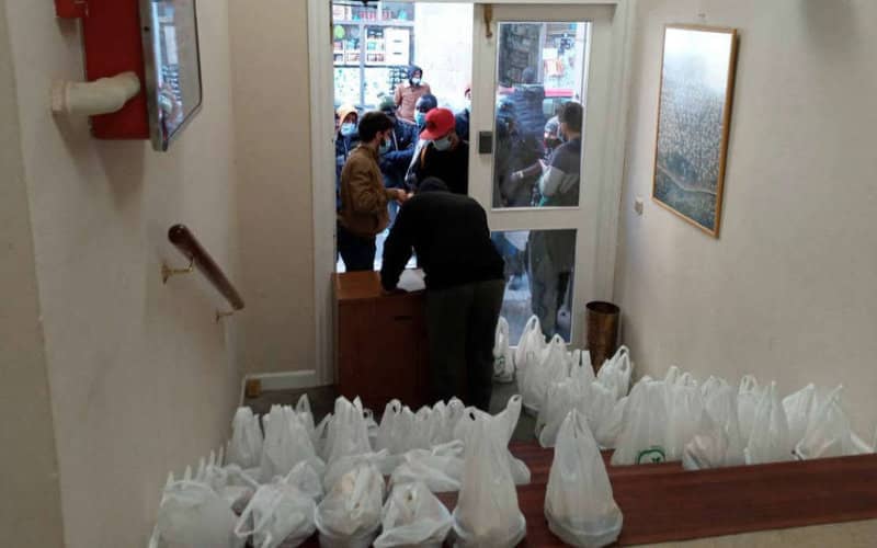 Interfaith Effort in Spain Provides Ramadan Meals to Homeless Youth