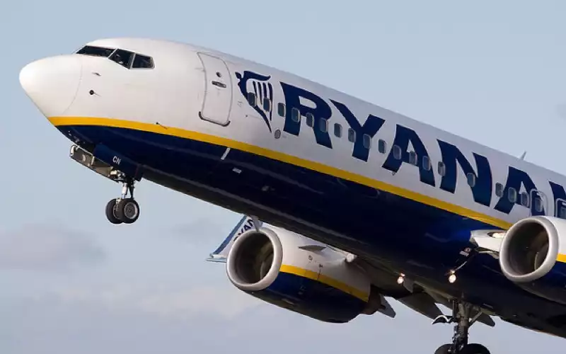 Intoxicated Passenger Disrupts Ryanair Flight from Madrid to Rabat