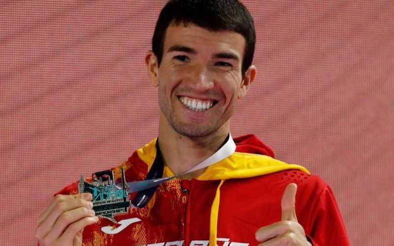 Jakob Ingebrigtsen Sets Record, Mechaal Takes Silver in European Indoor 3,000m