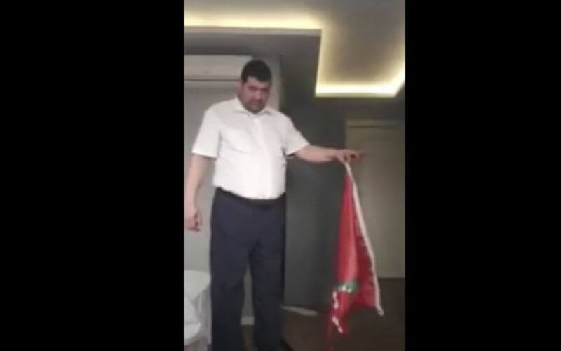 Man Burns Moroccan Flag in Istanbul Hotel, Sparks Outrage