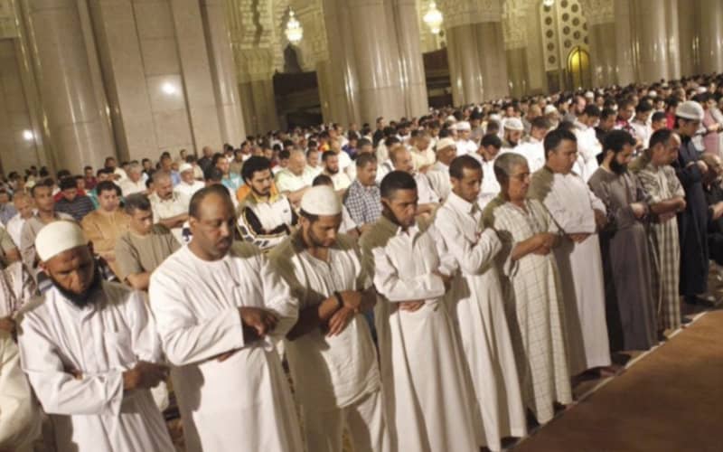 Man with Mental Illness Disrupts Prayer at Casablanca Mosque, Causes Panic