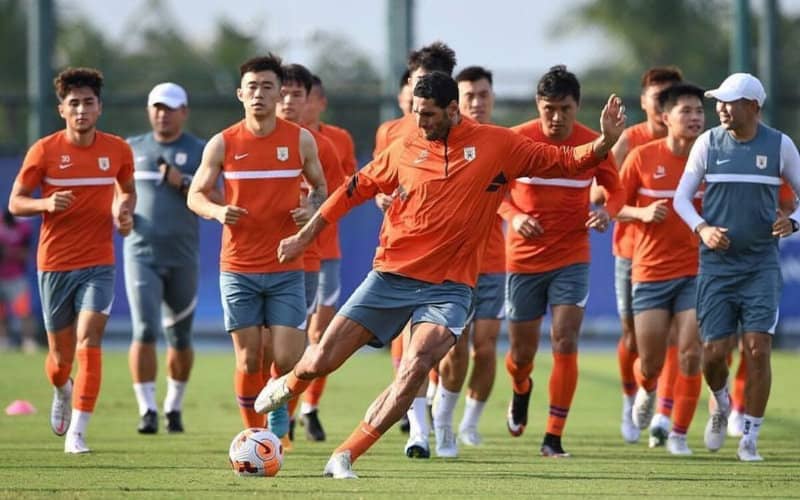 Marouane Fellaini Returns to Chinese Super League After Injury Setback