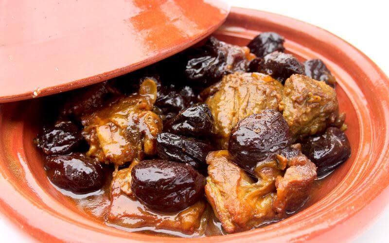 Marrakech Authorities Revoke Licenses of Restaurants Charging $500 for Tourist Dinners
