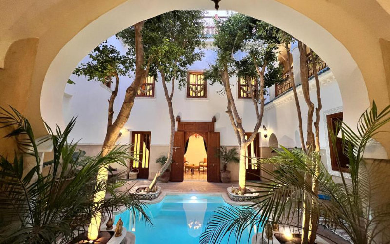 Marrakech Hotels Defy Closure Orders, Continue Operating Despite Crackdown