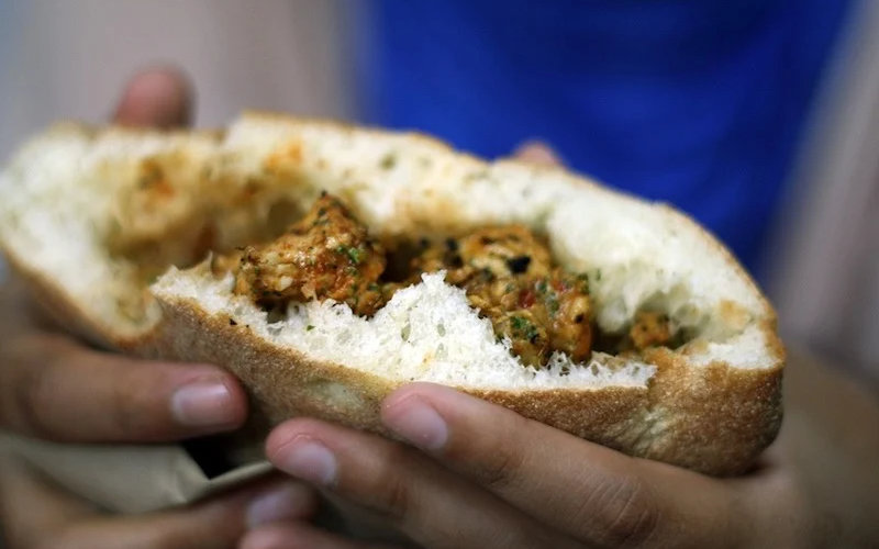 Mass Food Poisoning in Tiznit, Morocco Sickens 36; Snack Bar Closed for Investigation