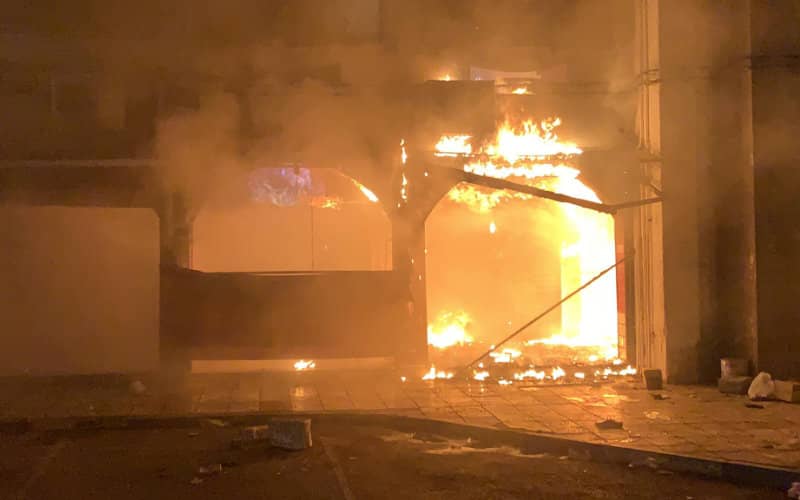 Massive Fire Destroys 22 Stores in Nador Commercial Complex
