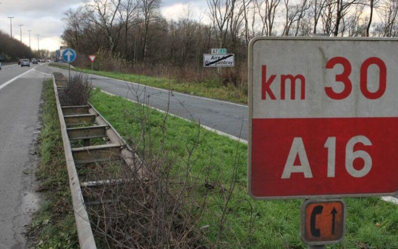 Migrant Killed in Hit-and-Run on Belgian Highway, Suspected Attempt to Cross