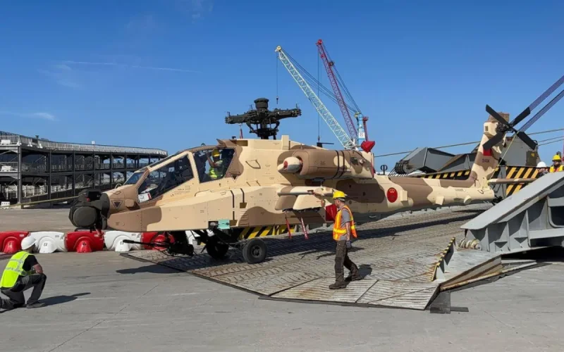 Moroccan Army: Formidable Apache Helicopters Have Arrived