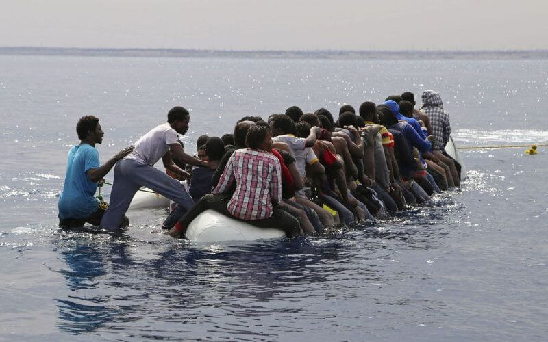 Moroccan Authorities Intercept Fishing Boat with 29 Migrants Near Dakhla