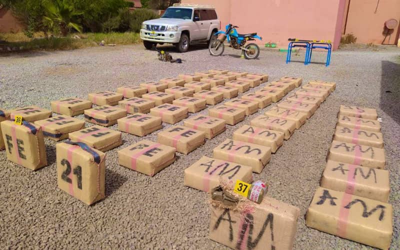 Moroccan Authorities Seize 57 Packages of Cannabis in Saharan Drug Bust