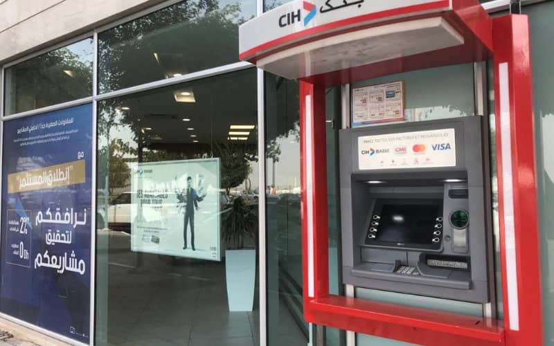 Moroccan Banks Shift to Digital as Branch Closures Accelerate