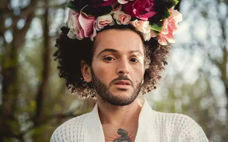 Moroccan-Belgian Artist Jaouad Alloul Releases Emotional New Album 'Homo Universalis'