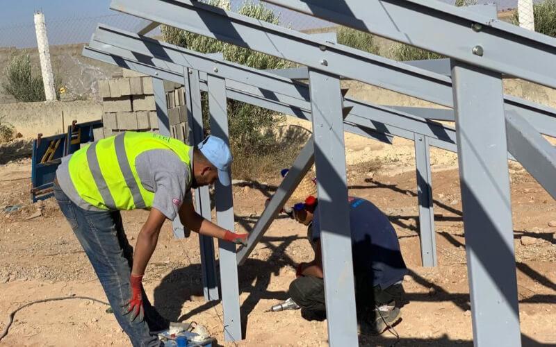 Moroccan Business Leader Urges Selective Minimum Wage Increase Amid Economic Crisis