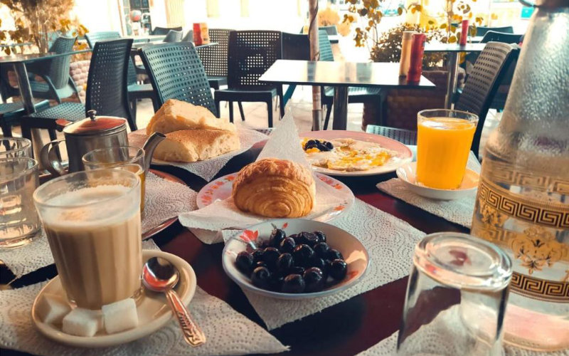 Moroccan Cafe Owners Deny Allegations of Chemical Additives in Coffee Amid Food Safety Controversy