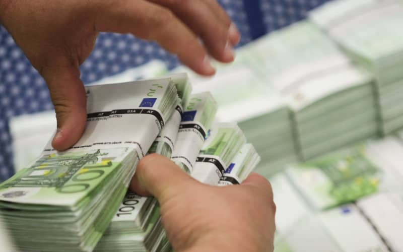 Moroccan Central Bank Chief Urges Diplomatic Action as Europe Tightens Diaspora Fund Transfers