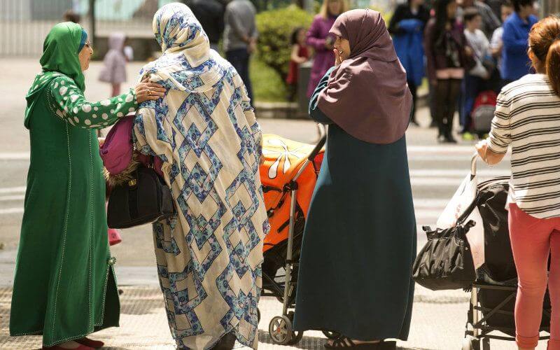 Moroccan Community Tops Foreign Residents in Spain, Surpassing 700,000