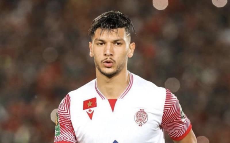 Moroccan Defender Achraf Dari's Stade Brestois Debut Delayed by Visa Issues