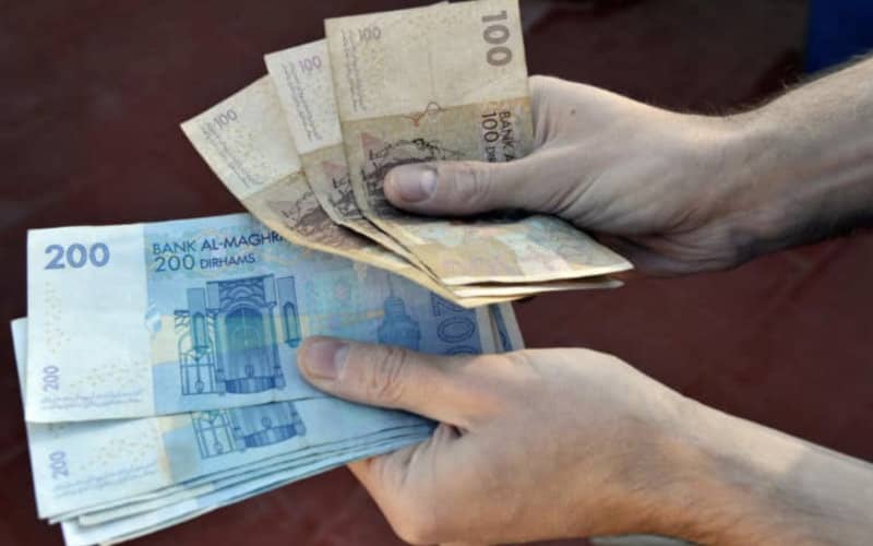 Moroccan Dirham Holds Steady Against Euro, Gains on US Dollar