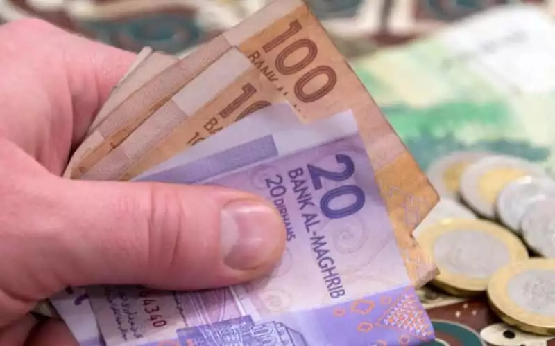 Moroccan Dirham Weakens Against Dollar and Euro, Official Reserves at 361.2 Billion