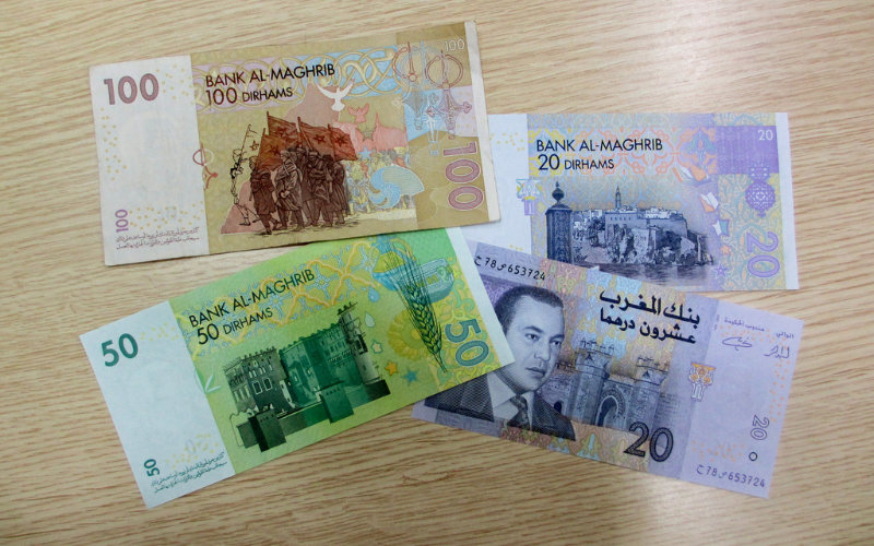 Moroccan Dirham Weakens Against Euro, Gains on Dollar as Reserves Dip