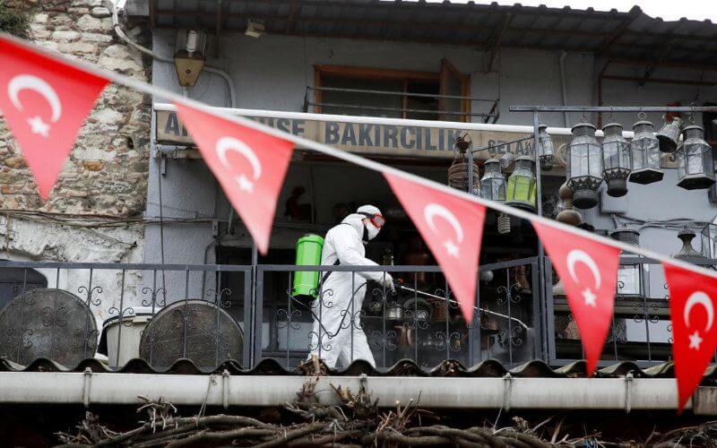 Moroccan Embassy Provides Ramadan Food Aid to Nationals in Turkey Amid Pandemic