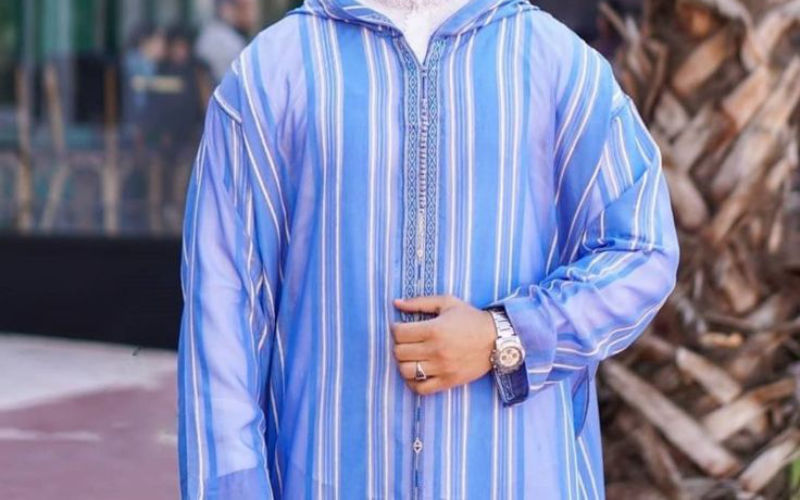 Moroccan Expats Denied Entry to Upscale Tangier Restaurant Over Traditional Dress