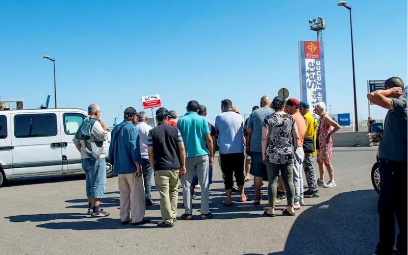 Moroccan Expats Stranded at French Port as Ferry Services to Morocco Remain Suspended