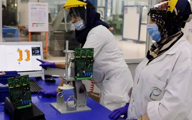 Moroccan Experts Question Safety and Efficacy of Chinese COVID-19 Vaccine