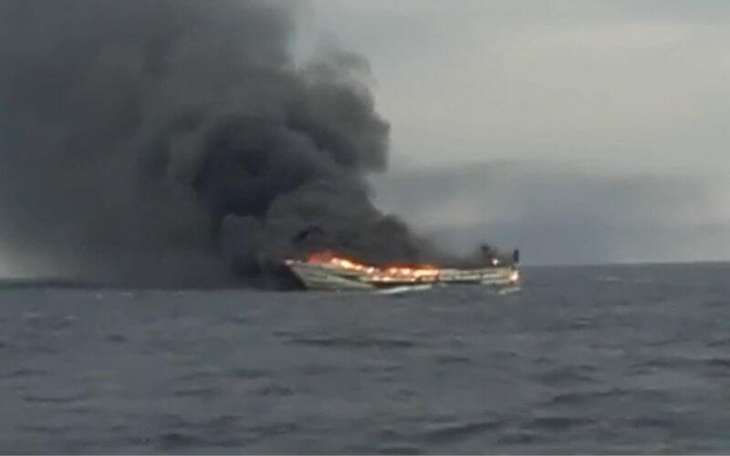 Moroccan Fisherman Dies in Spanish Trawler Fire off French Coast