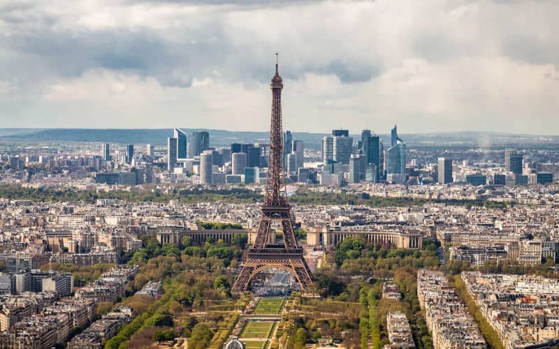 Moroccan Foreign Investment Surges to $428 Million, France Remains Top Destination