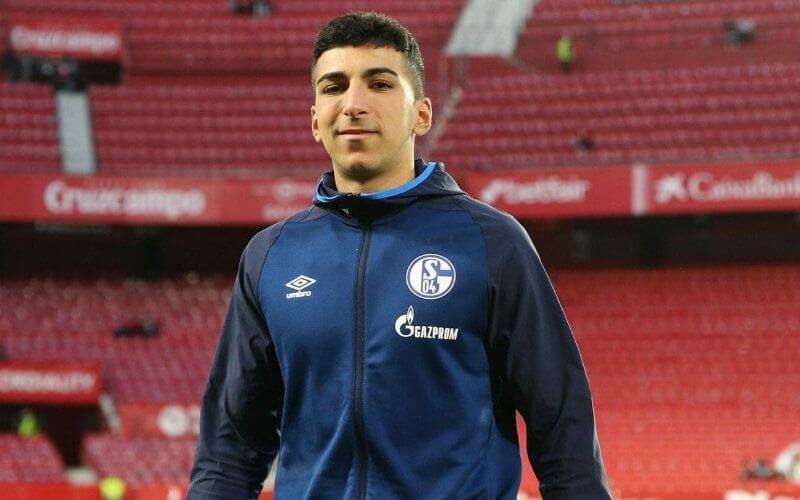 Moroccan-German Teen Nassim Boujellab Signs Pro Contract with Schalke 04