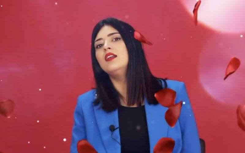 Moroccan Influencer's Public Valentine's Proposal Goes Viral in Casablanca Mall