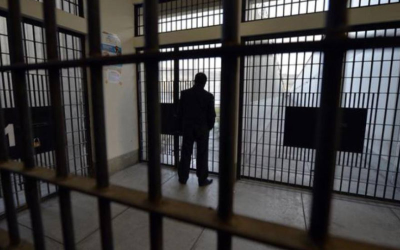 Moroccan Inmates Top Foreign Prison Population in Spain, Report Shows