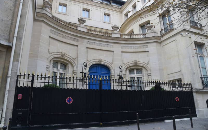 Moroccan King Buys Luxury Mansion Near Eiffel Tower in Secret Deal