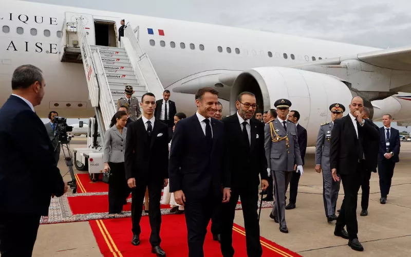 Moroccan King's Use of Crutch Sparks Health Concerns, Expert Reassures