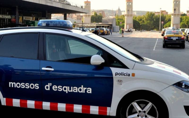 Moroccan Man Arrested for Stabbing Wife Days Before Divorce in Barcelona