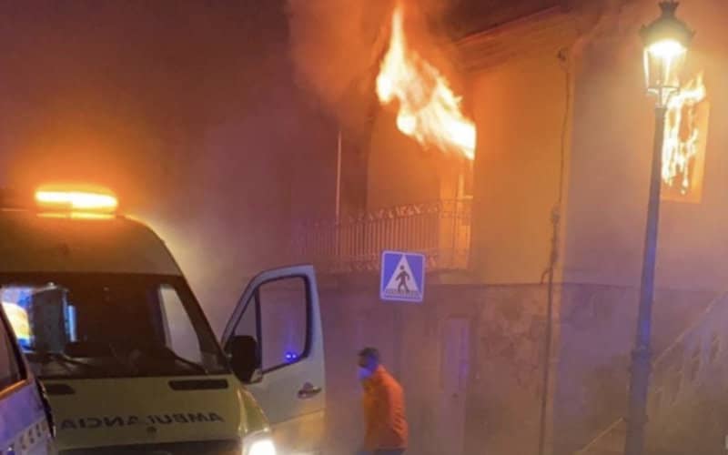 Moroccan Man Dies in Spanish House Fire; Family Hospitalized