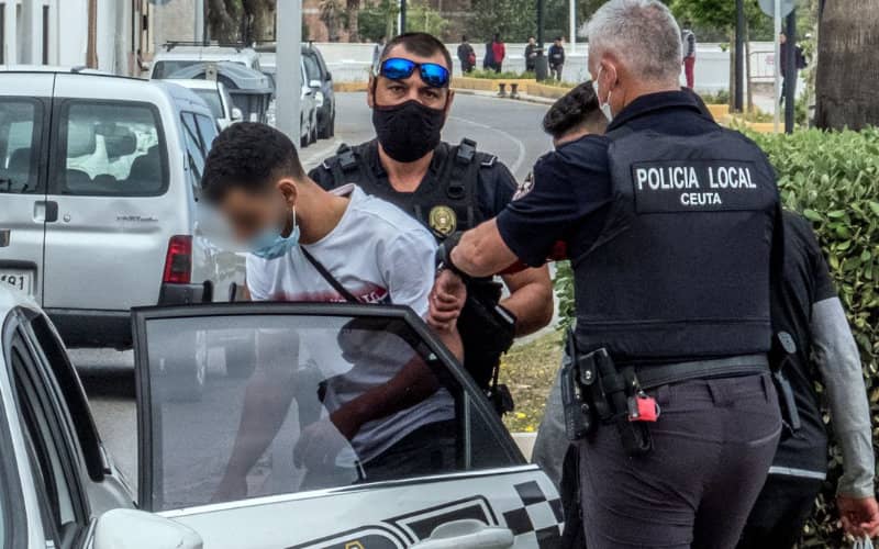 Moroccan Man Expelled from Spain After Violent Knife Attack in Ceuta