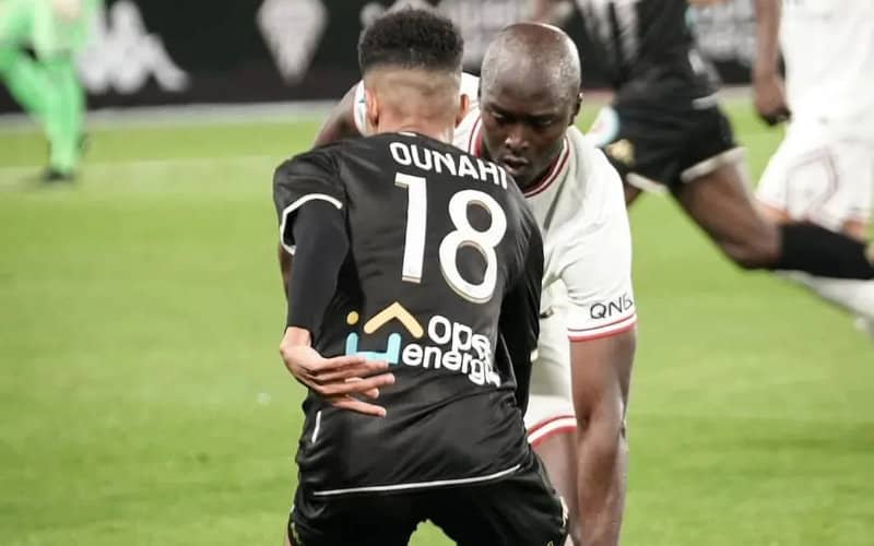 Moroccan Midfielder Ounahi Ranks 2nd in European Dribbling Stats, Behind Messi