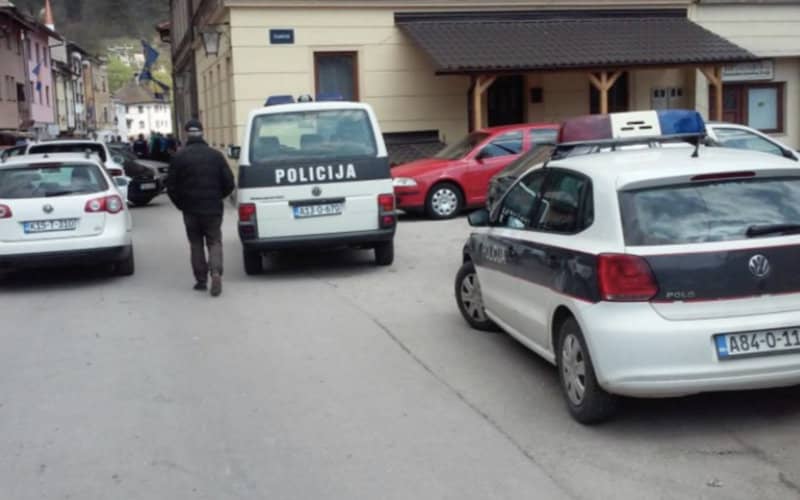 Moroccan Migrants Accused of Theft from Bosnian Mosque Donation Box