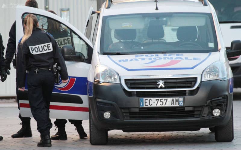 Moroccan Minors Arrested in France for Alleged Break-In and Home Invasion