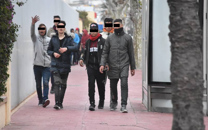 Moroccan Minors Flee Spanish Centers, Choose Streets Over Repatriation
