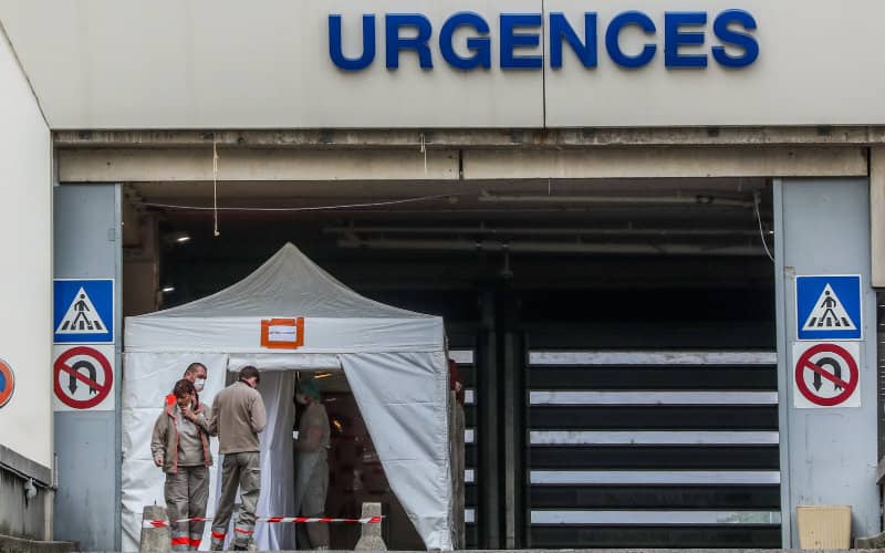 Moroccan Mother in Avignon Struggles to Find Healthcare for Family